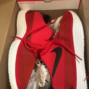 Brand new men’s size 12 sneakers Nike